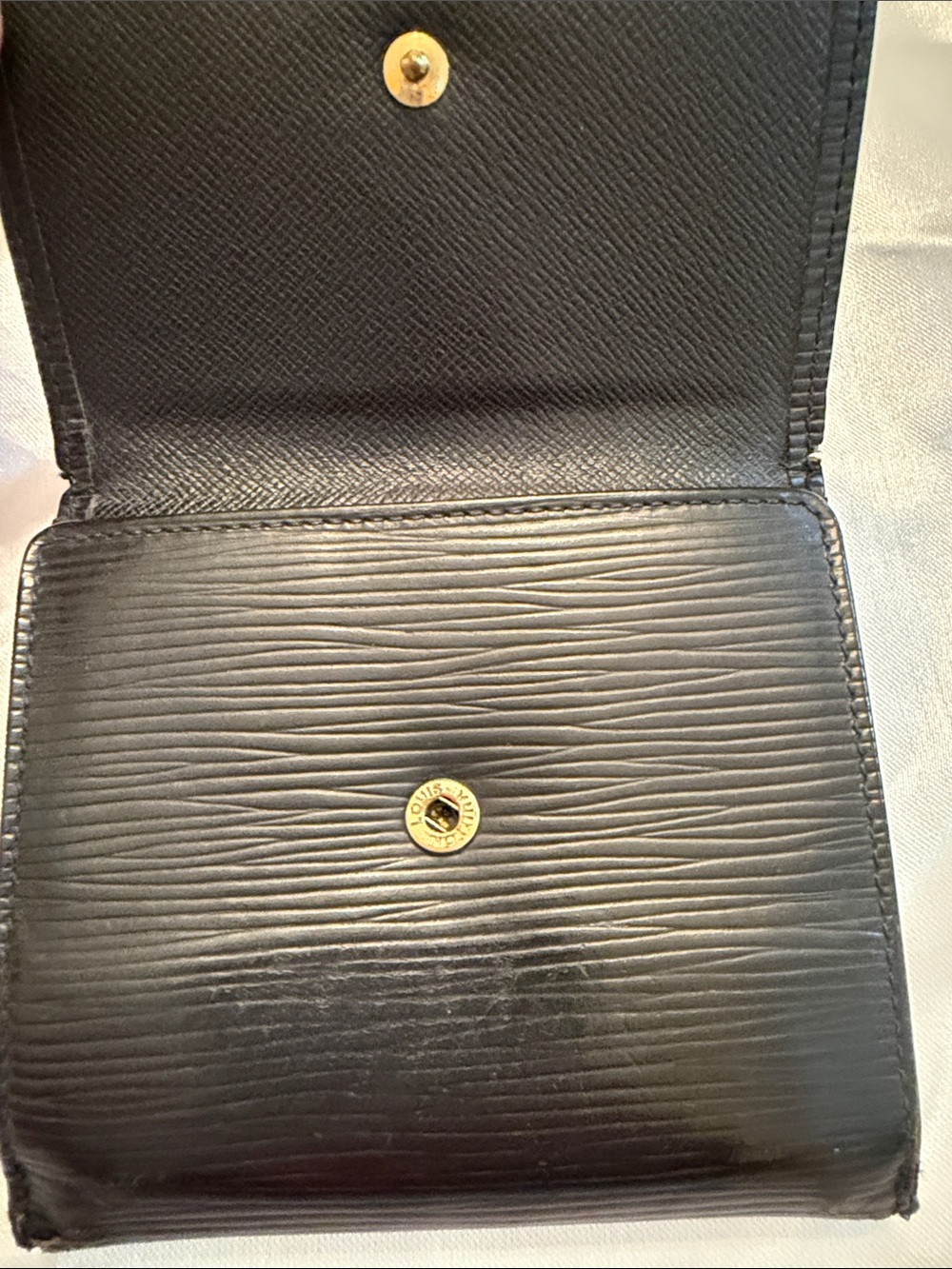 Louis Vuitton Auth Vintage Black Epi Elise Compact Snap Wallet w COA - Picture 7 of 17